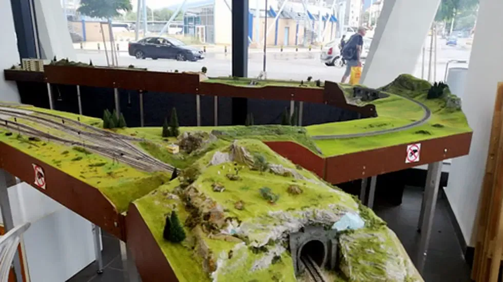 Клуб „Железопътен Моделизъм – България” с ново помещение за 10 годишнината си!